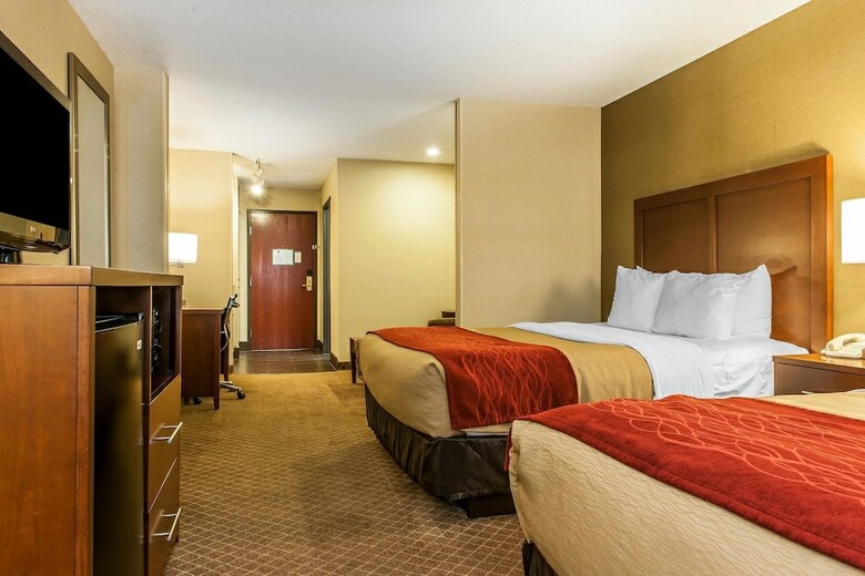 Hotel Comfort Inn East