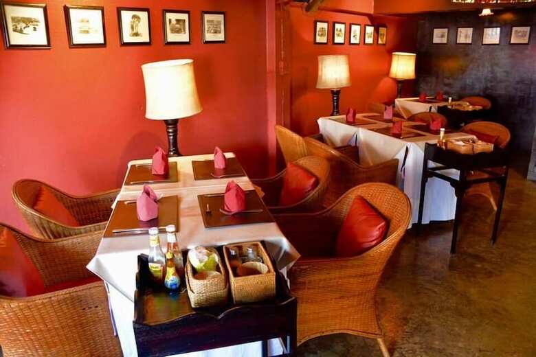 Hotel Tri Yaan Na Ros Colonial House