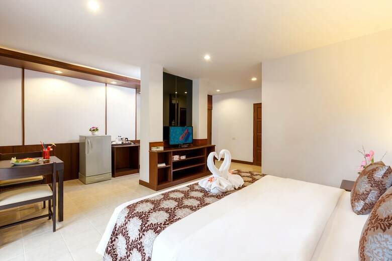 Hotel The Holiday Resort Pattaya
