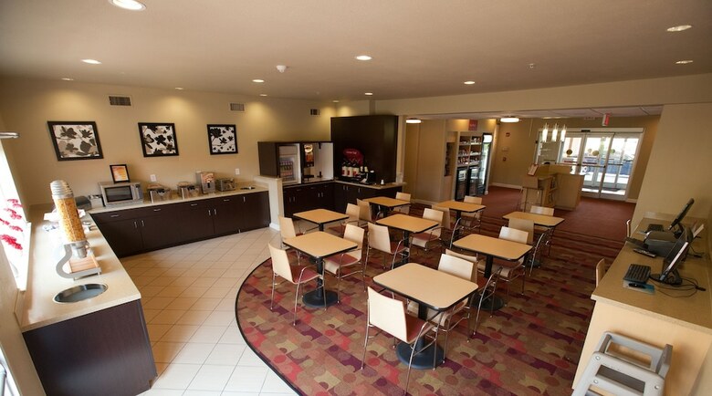 Hotel Towneplace Suites By Marriott Lake Jackson Clute