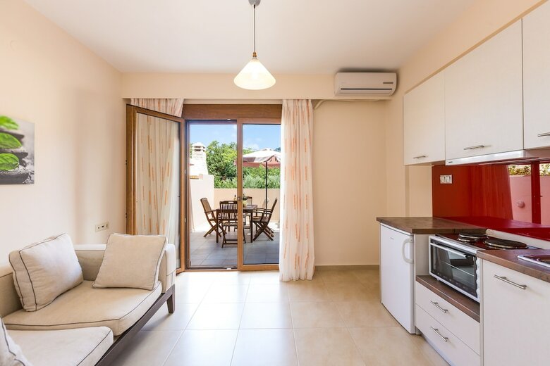 Aparthotel Pantheon Villas & Suites