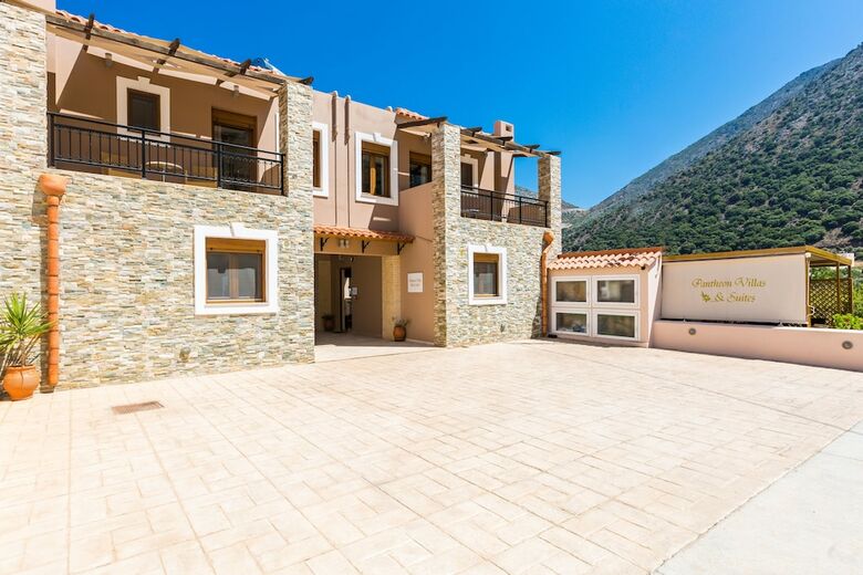 Aparthotel Pantheon Villas & Suites