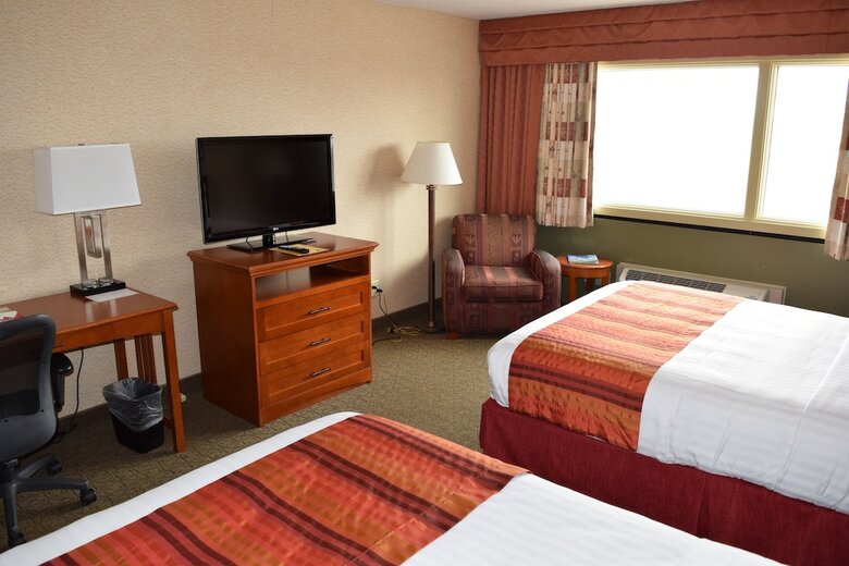 Gateway Hotel And Conference Center