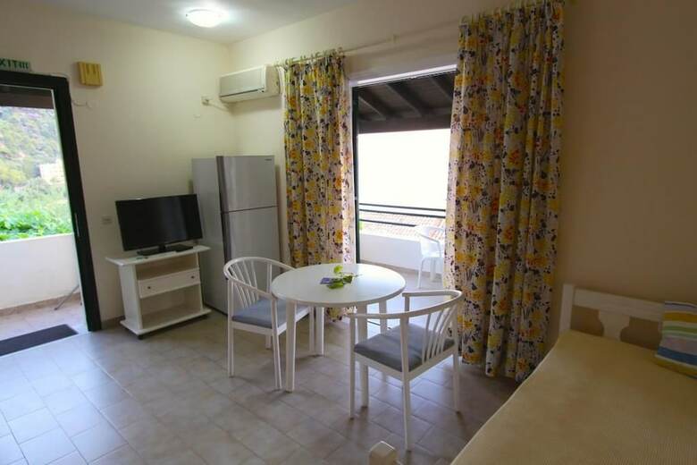 Hotel Glyfada Beach - Menigos Resort
