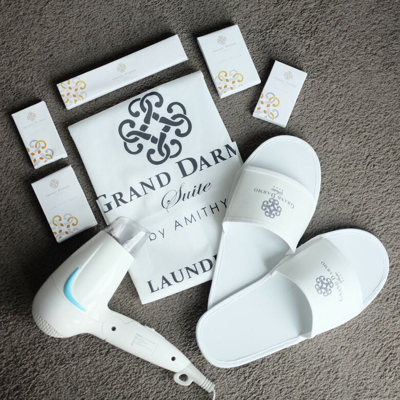 Hotel Grand Darmo Suite By Amithya