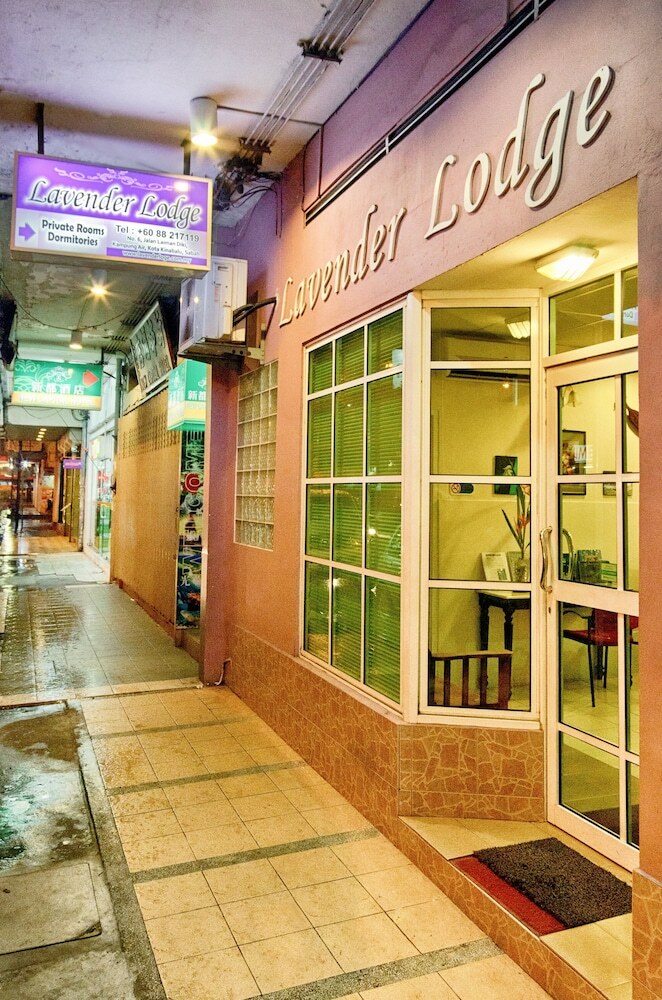 Hostal Lavender Lodge