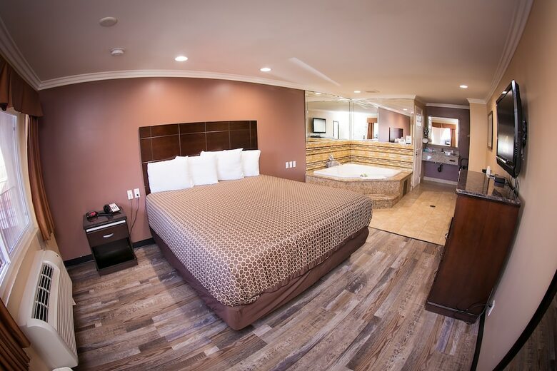 Motel Rodeway Inn & Suites
