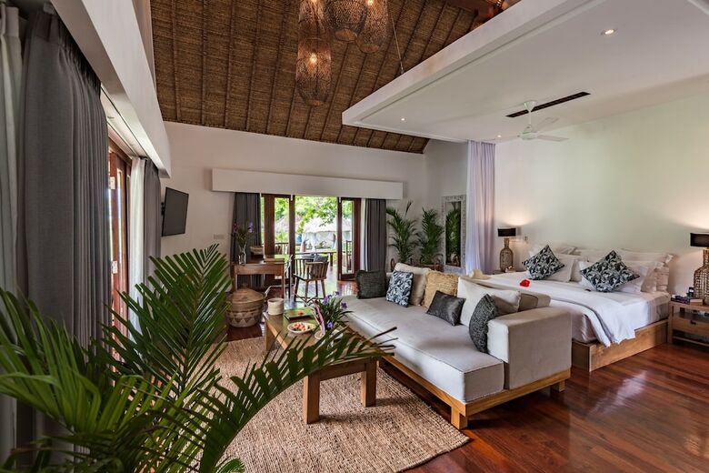Hotel Pondok Santi Estate
