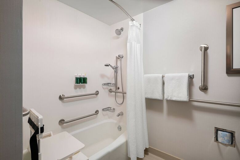 Hotel Courtyard By Marriott Las Vegas Convention Center