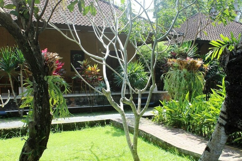 Bed & Breakfast Agung Trisna Bungalows