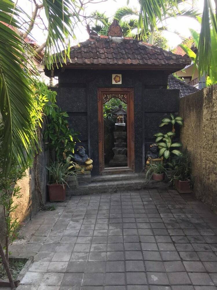 Intan Mutiara Sanur Beach Villa