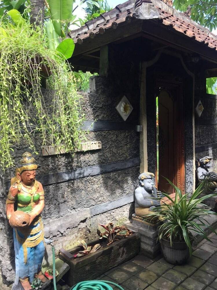 Intan Mutiara Sanur Beach Villa