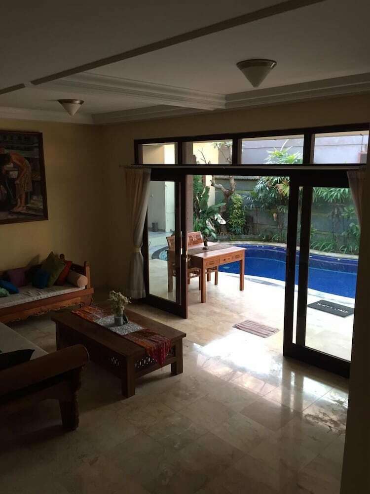 Intan Mutiara Sanur Beach Villa