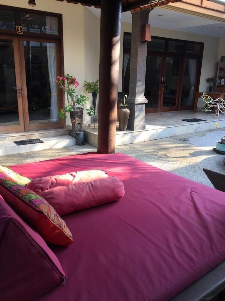 Intan Mutiara Sanur Beach Villa