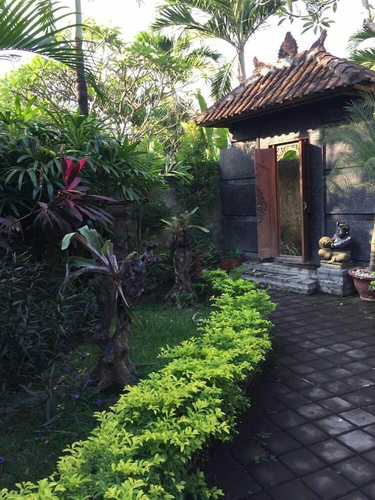 Intan Mutiara Sanur Beach Villa