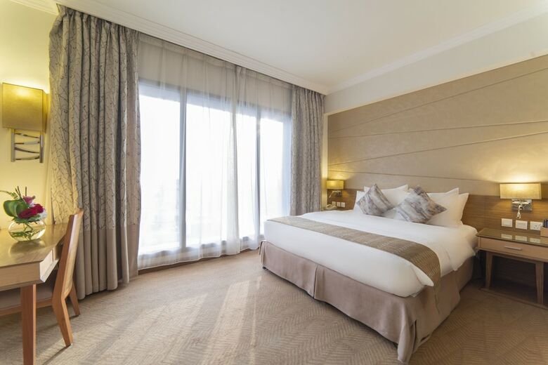 Golden Tulip Dammam Corniche Hotel