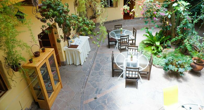 Hotel Apu Huascaran Hostal