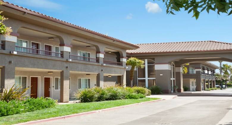 Hotel Baymont By Wyndham Modesto Salida