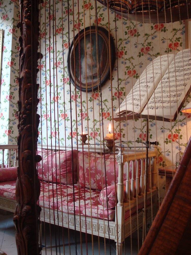 Hotel Caron de Beaumarchais