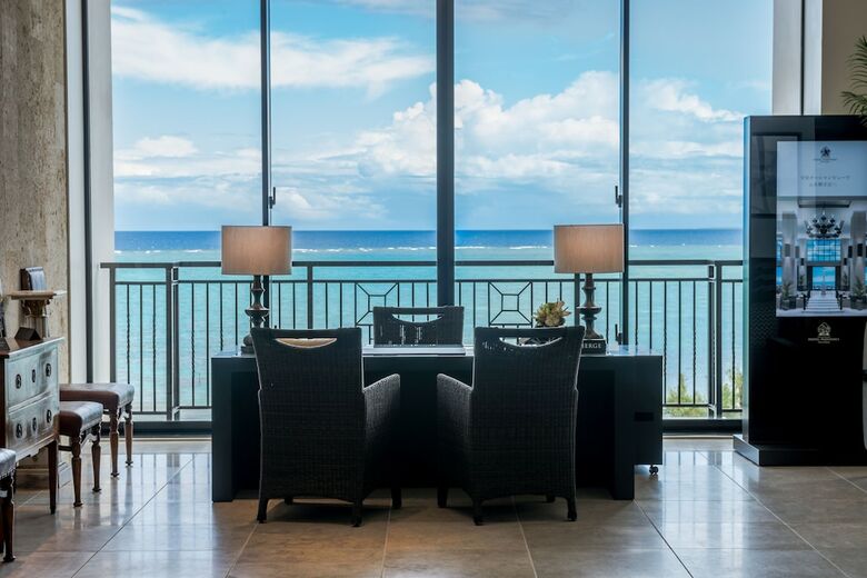 Hotel Monterey Okinawa Spa & Resort