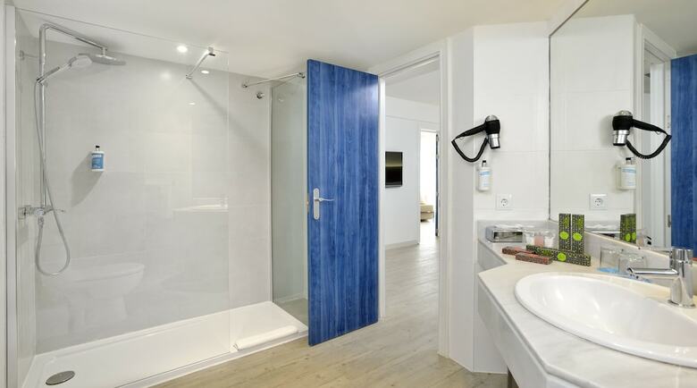 Hotel Sol House The Studio Calvi� Beach