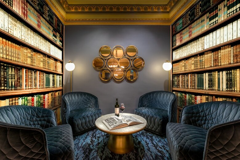 Treasury On Collins Apartment Hotel