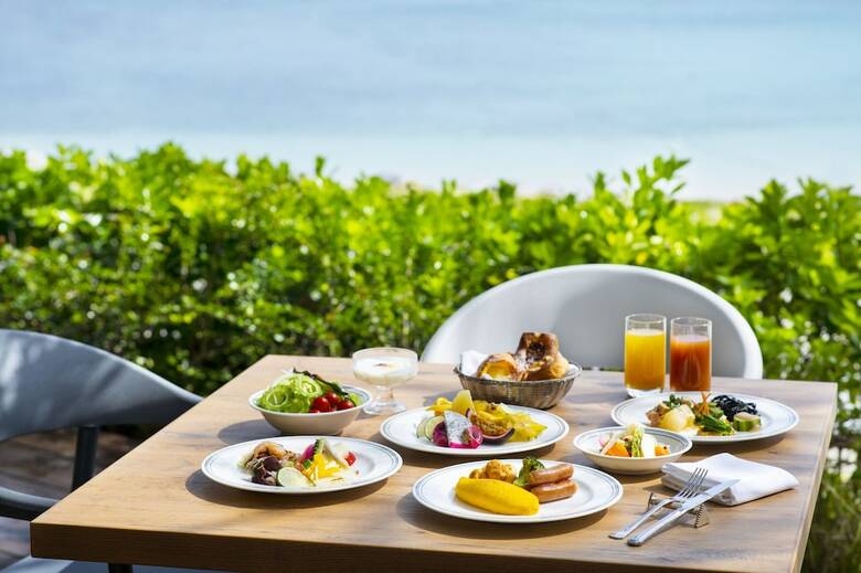 Hotel Renaissance Resort Okinawa