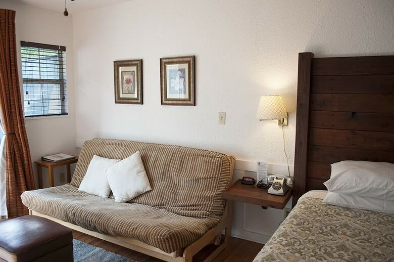 Hotel Inn On The Russian River
