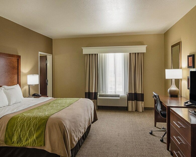 Hotel Comfort Inn