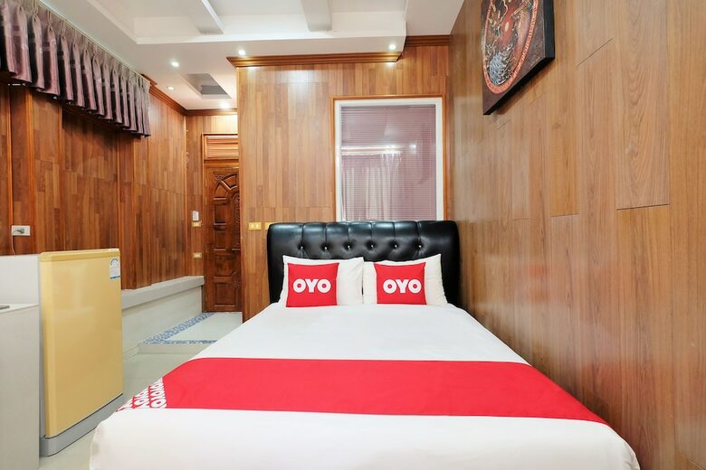 Hotel Oyo 485 Million Patong Beach Resort