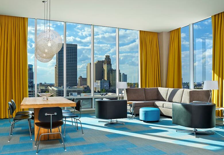 Hotel Aloft Oklahoma City Downtown - Bricktown