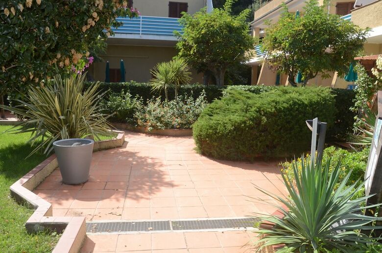 Hotel Residence Le Acacie