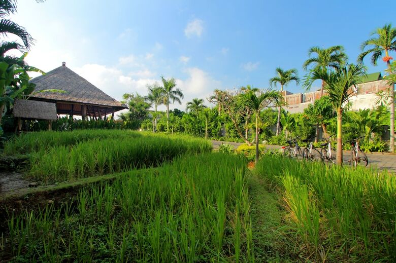 Apartamento The Kirana Canggu Hotel