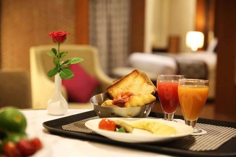 Hotel Golden Tulip Jaipur