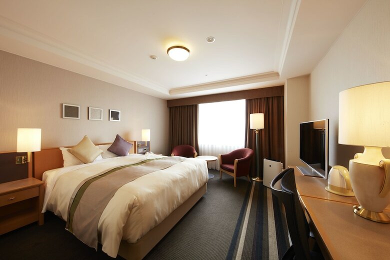 Keio Plaza Hotel Hachioji