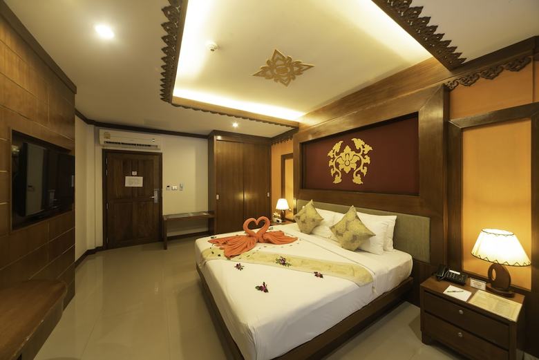 Hotel Shanaya Beach Resort & Spa Phuket