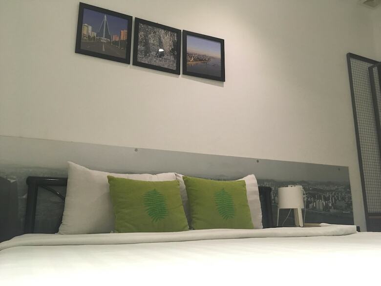 Hostal Suite Travelers Inn