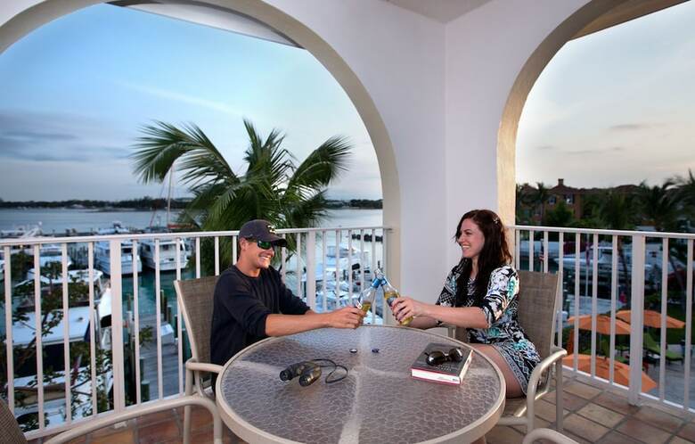 Paradise Harbour Club & Marina