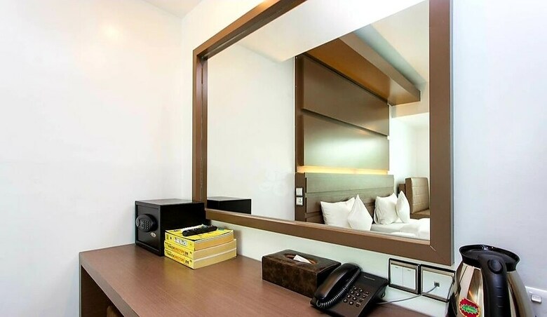 Hotel Clover City Center Plus