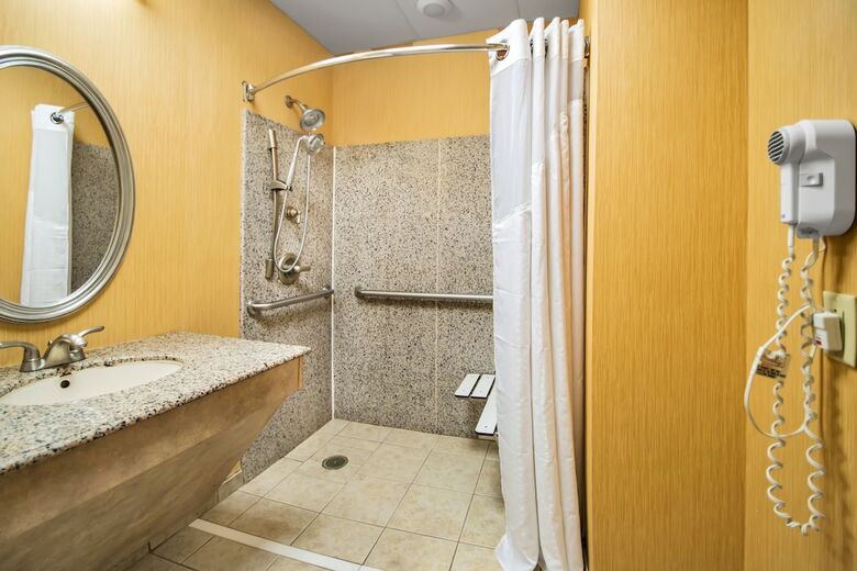 Hotel Holiday Inn Express Fort Bragg