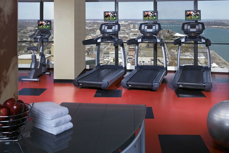 Hotel Detroit Marriott At The Renaissance Center