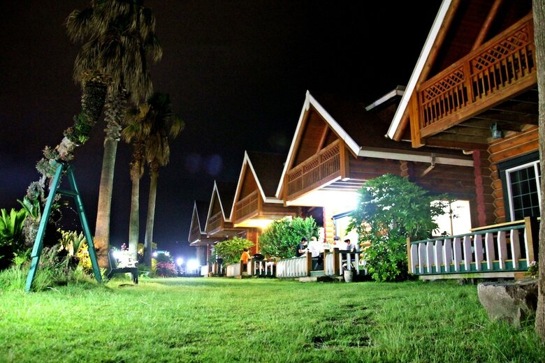 Hotel Jeju Jungmun Log Pension & Resort