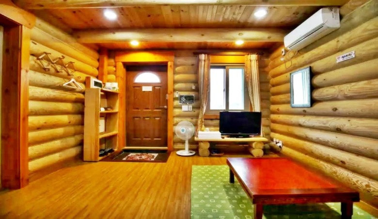 Hotel Jeju Jungmun Log Pension & Resort
