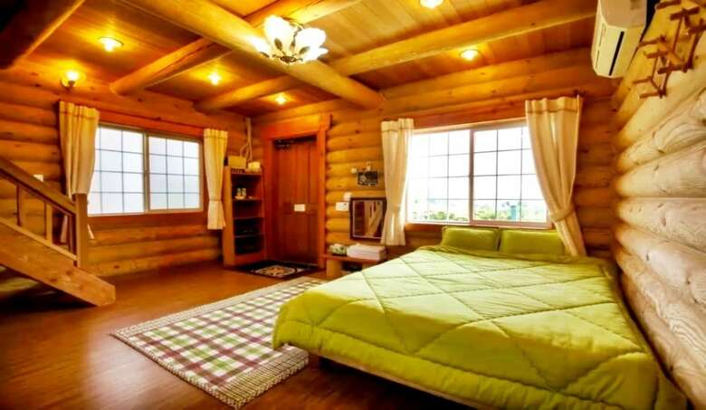 Hotel Jeju Jungmun Log Pension & Resort
