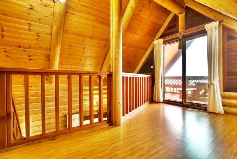 Hotel Jeju Jungmun Log Pension & Resort