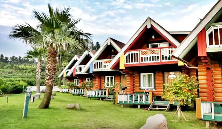 Hotel Jeju Jungmun Log Pension & Resort