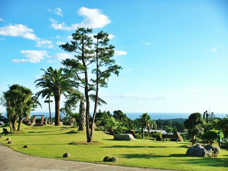 Hotel Jeju Jungmun Log Pension & Resort