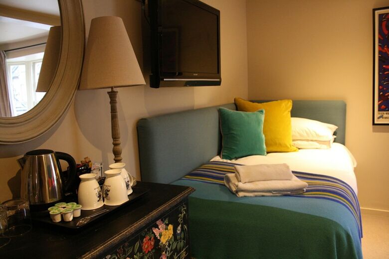 The Falstaff Hotel