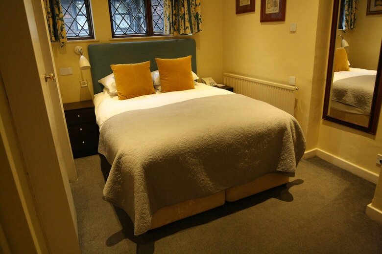 The Falstaff Hotel