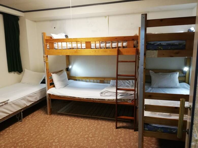 Hostal Family & Bakpak Tokyo Hostel